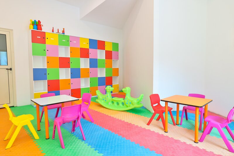 Crystal Club World of Colours 8