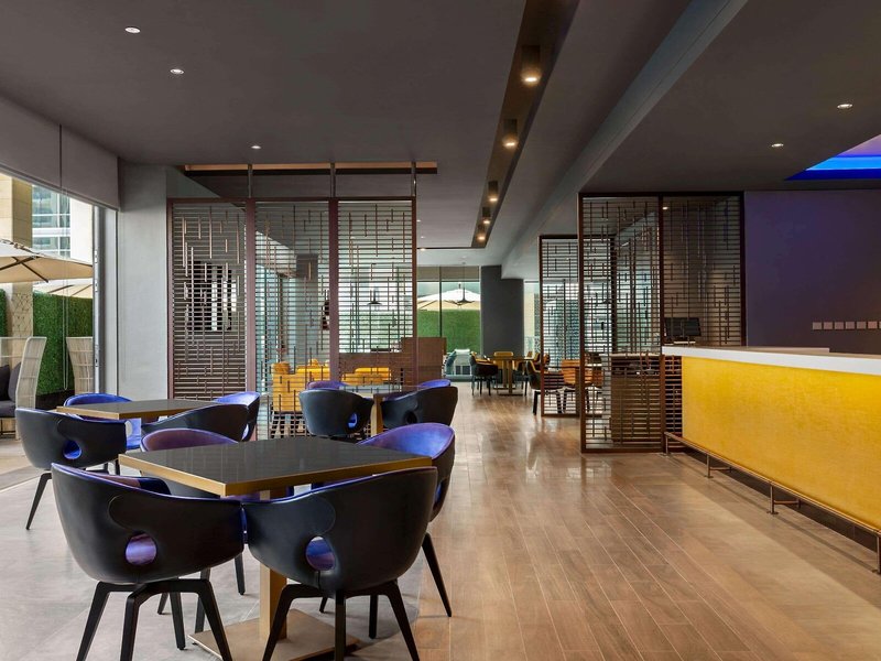 Wyndham Dubai Deira 7