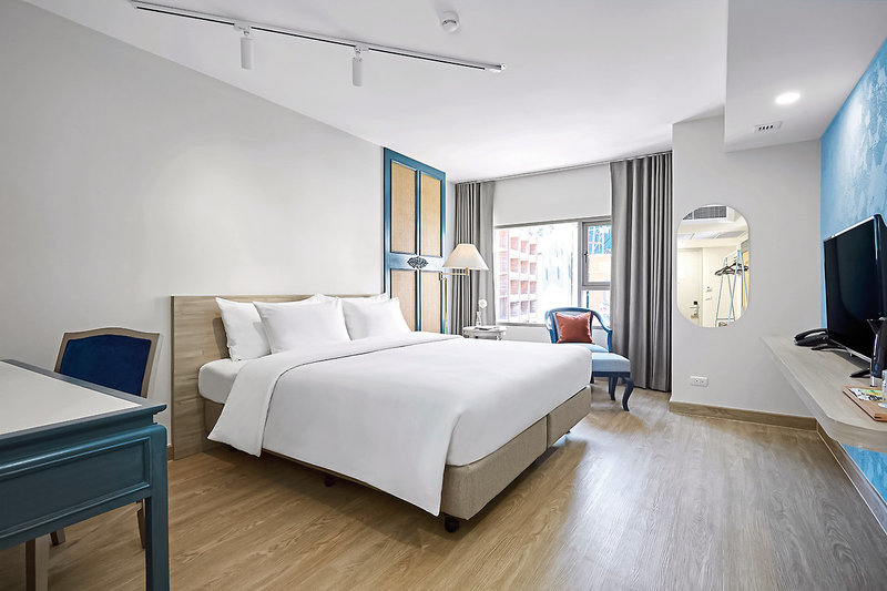 56 Surawong Hotel 8