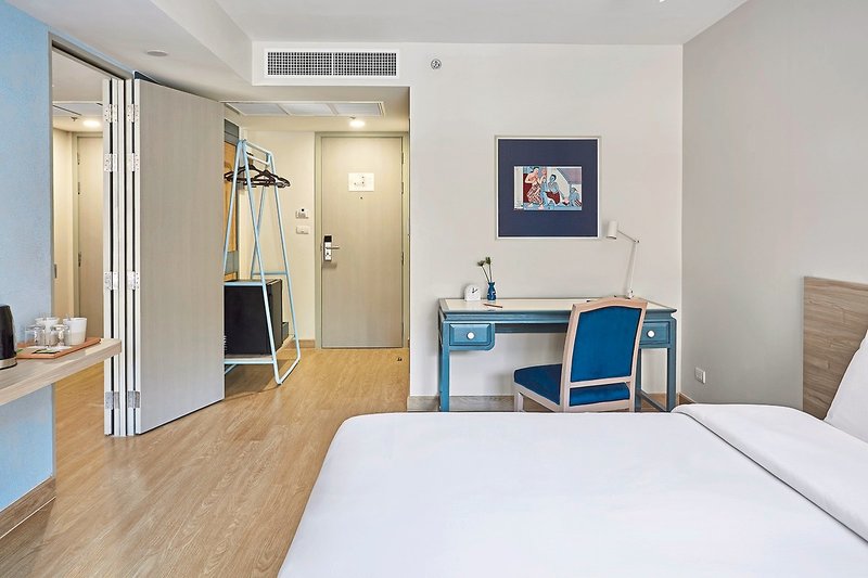 56 Surawong Hotel 9