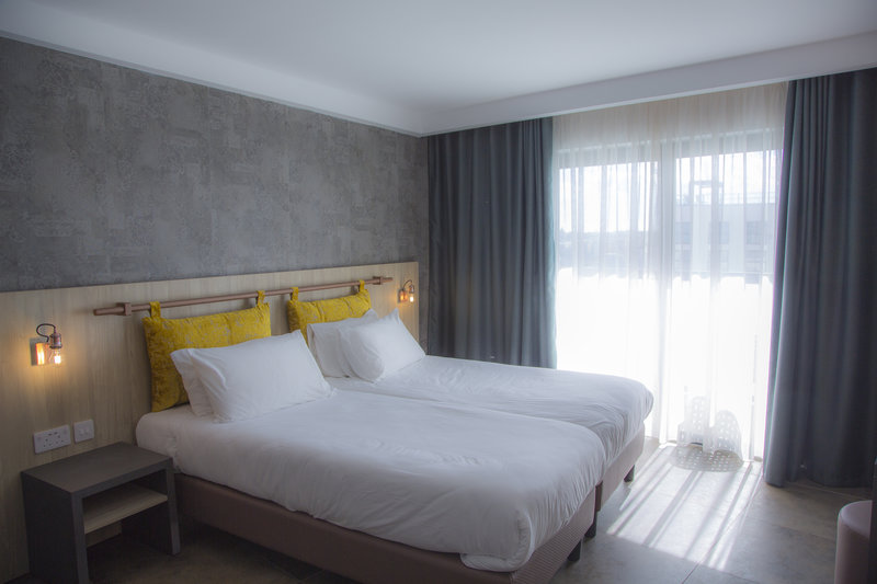 Ivy Hotel 6
