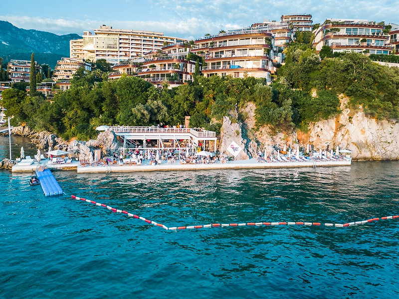 Infinity Hotel by Dukley