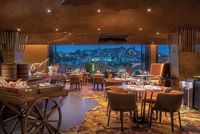 The Lodge Wine & Business Hotel 16