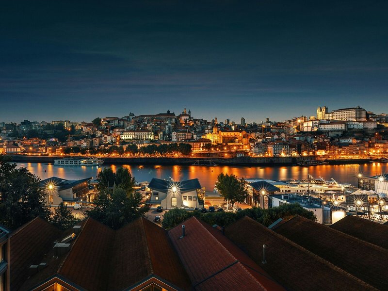 The Lodge Wine & Business Hotel 2