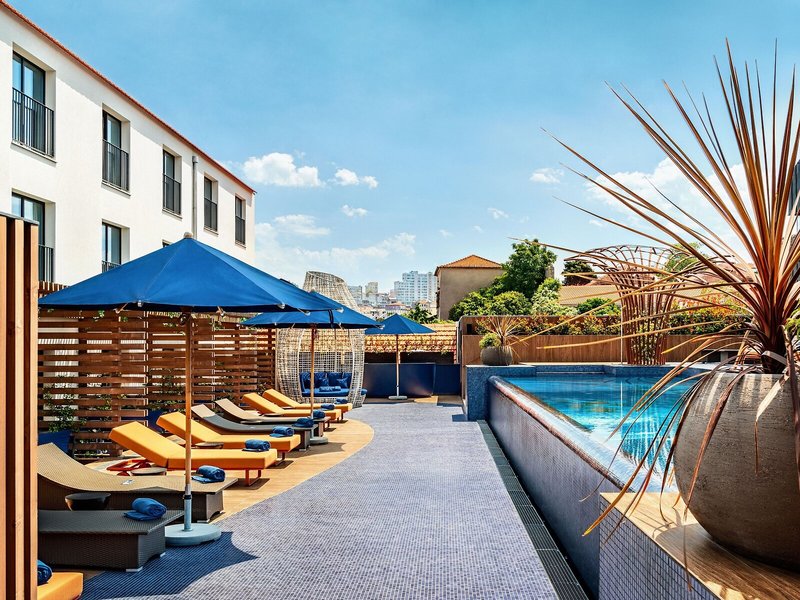 The Lodge Wine & Business Hotel 6