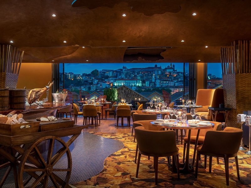 The Lodge Wine & Business Hotel 18