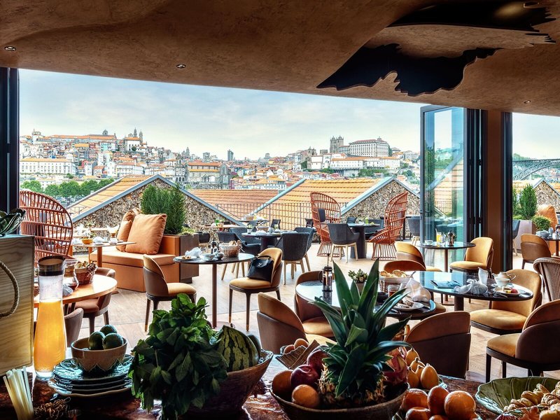 The Lodge Wine & Business Hotel 23