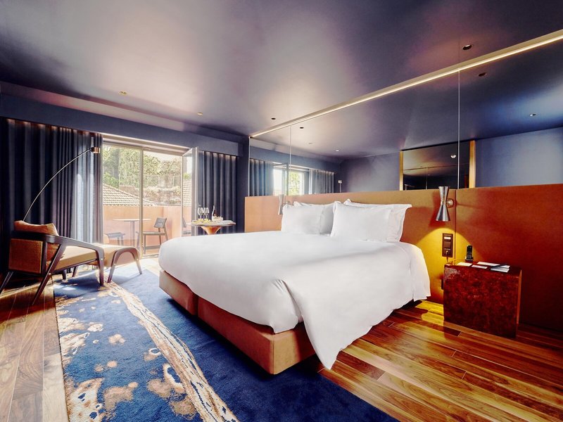 The Lodge Wine & Business Hotel 49