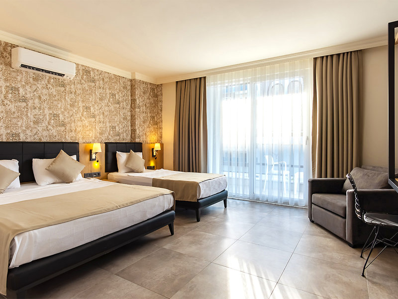 Grand Kolibri Prestige & Spa 7 - Room Example