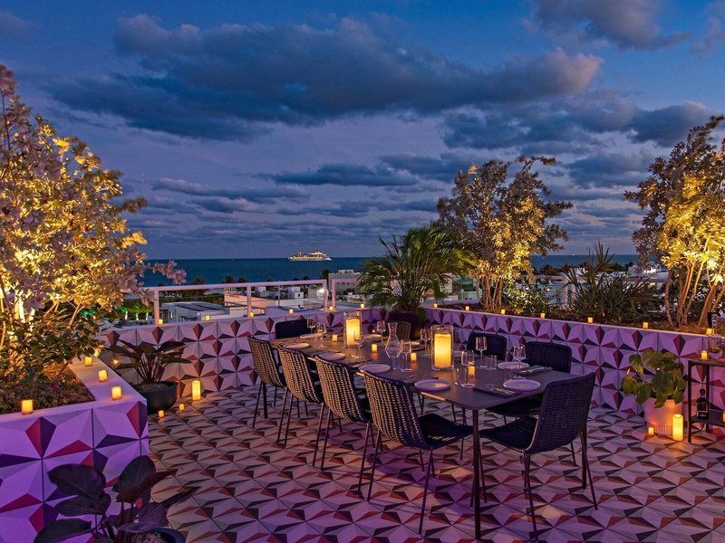 Moxy Miami South Beach 4