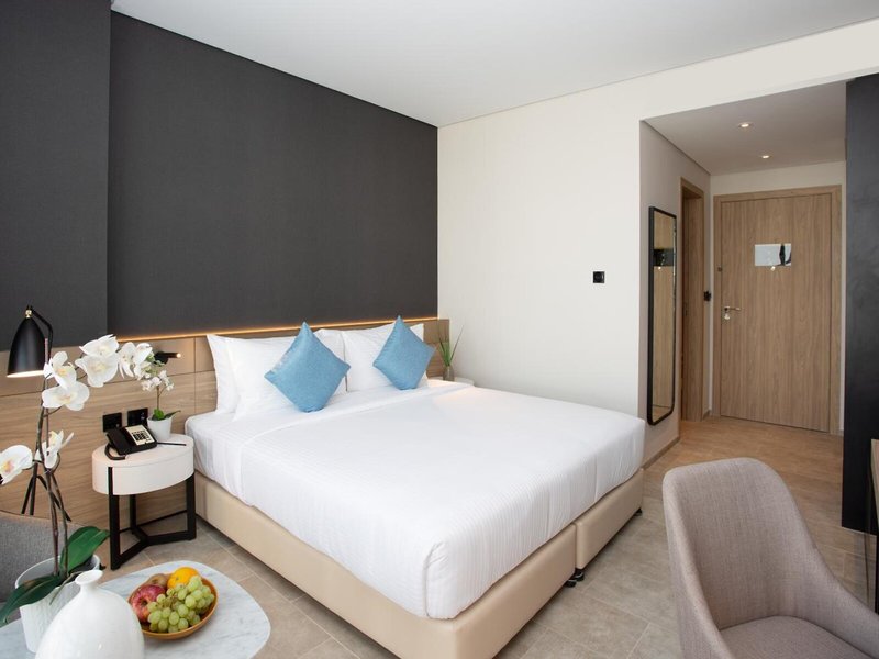 Beach Walk Hotel 11