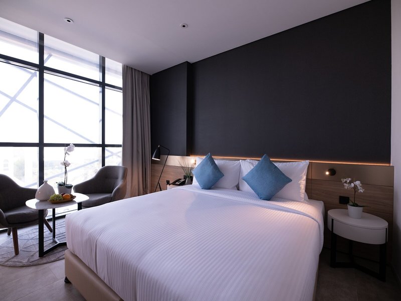 Beach Walk Hotel 15