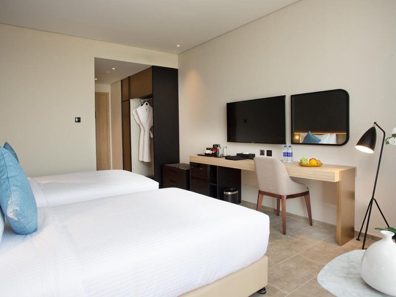 Beach Walk Hotel 23