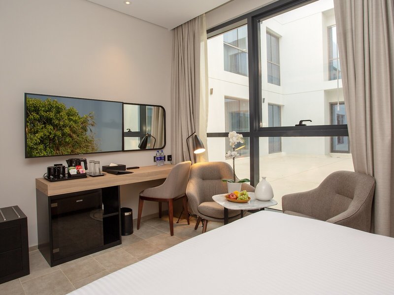 Beach Walk Hotel 24