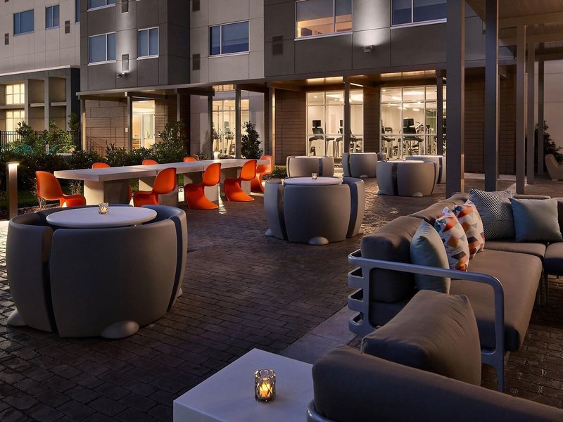 Aloft Orlando International Drive 13