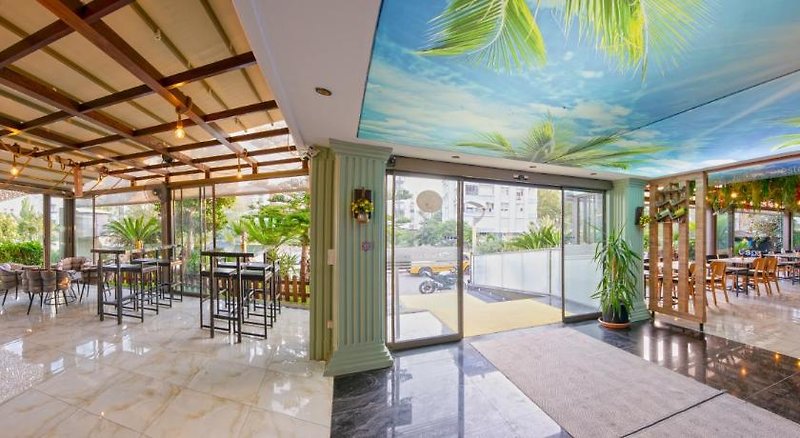 Citrus Park Hotel 6