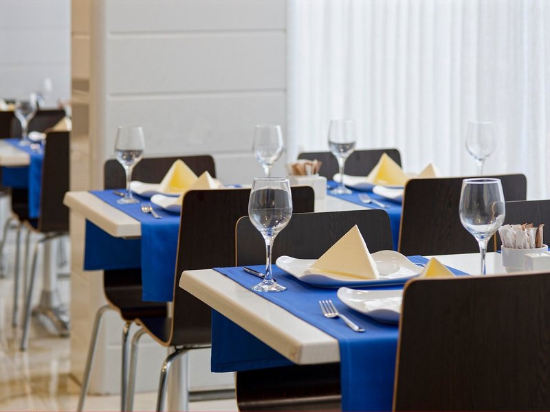 Citrus Park Hotel 10