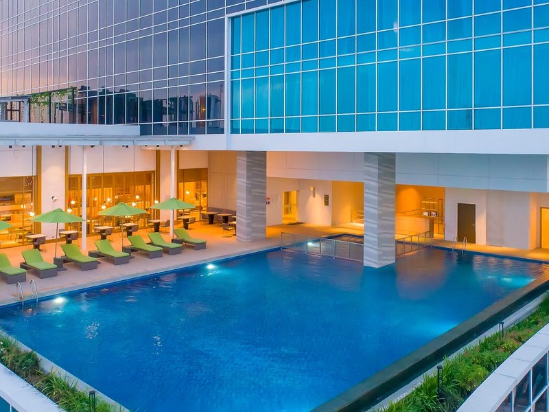 Swiss-Belhotel Solo 2