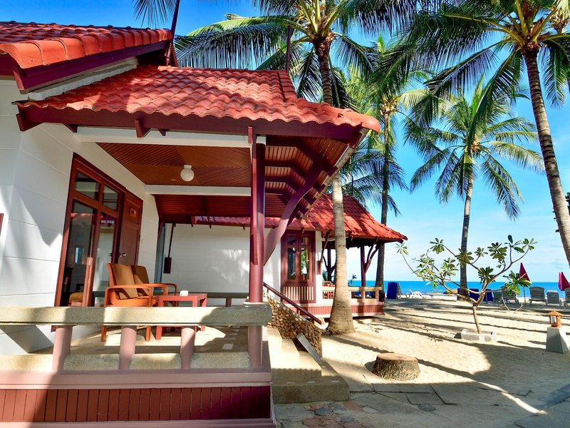 First Bungalow Beach Resort 3