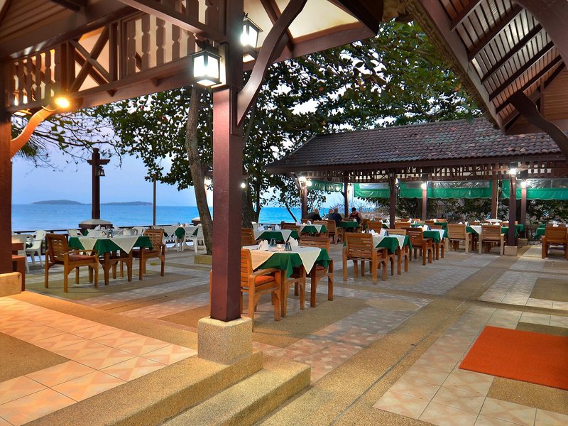 First Bungalow Beach Resort 23