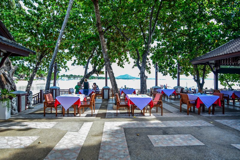 First Bungalow Beach Resort 17