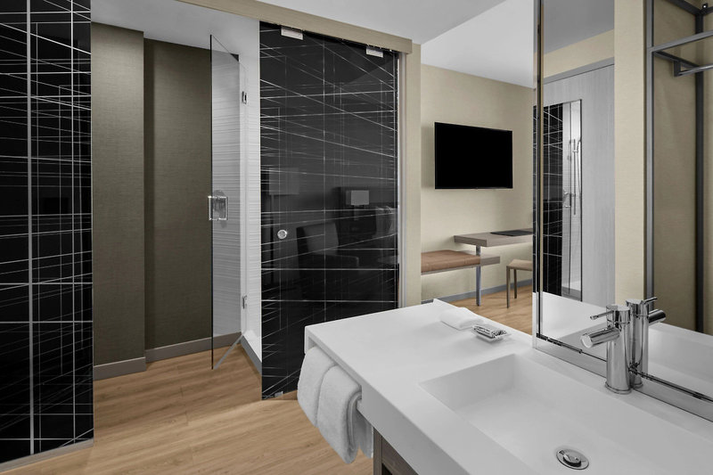 AC Hotel Miami Dadeland 4