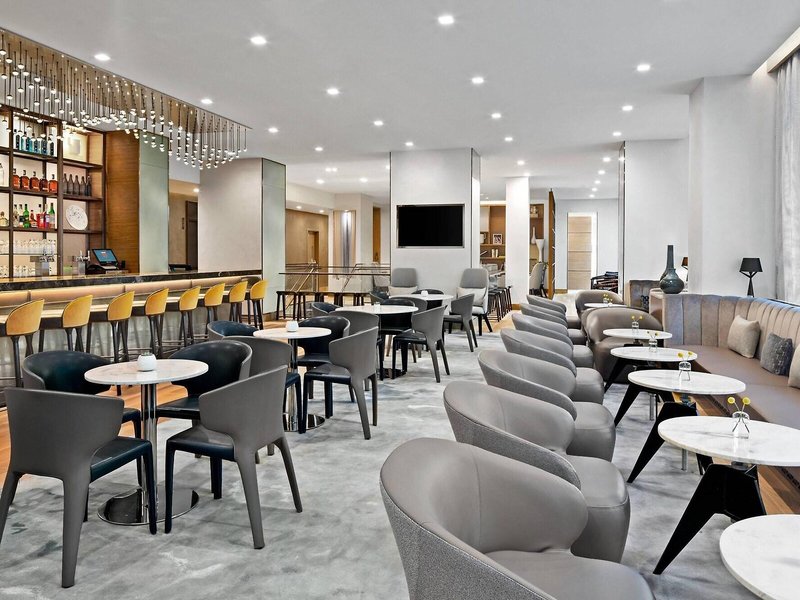 AC Hotel Miami Dadeland 19