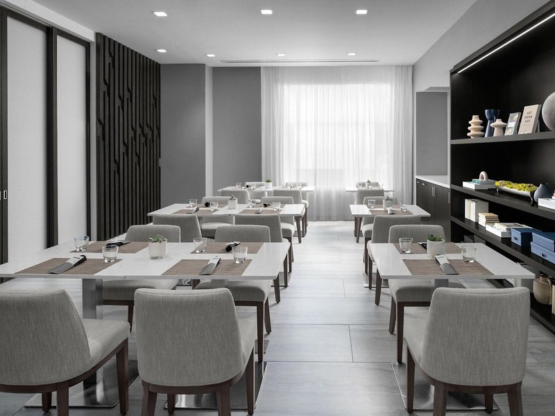 AC Hotel Miami Dadeland 25