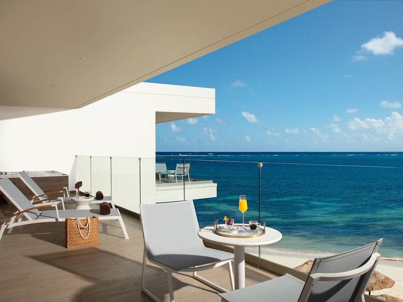 Secrets Riviera Cancun Resort & Spa 1