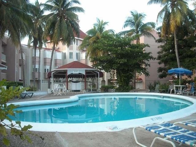 Fisherman's Point Resort 13