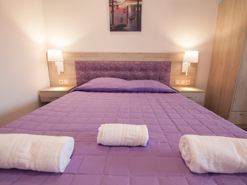 Del Mar Apartments 21