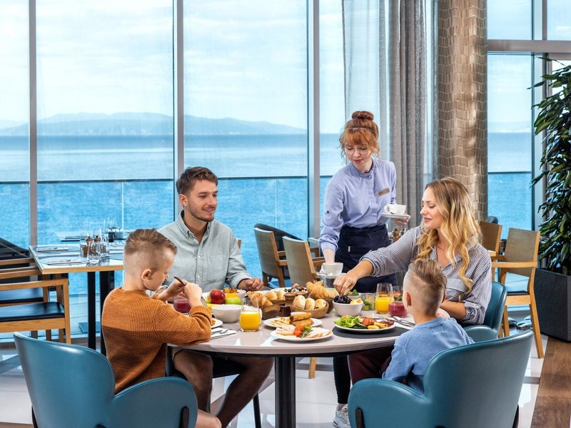 Hilton Rijeka Costabella Beach Resort & Spa 15