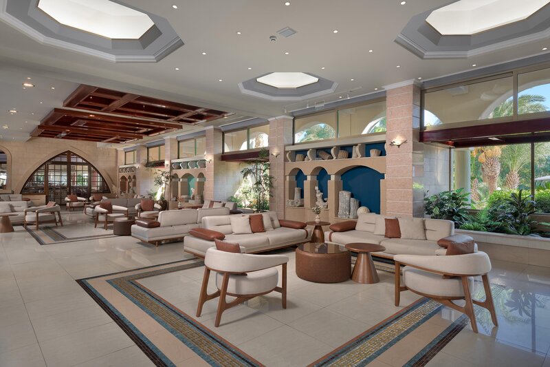 Atrium Palace 9
