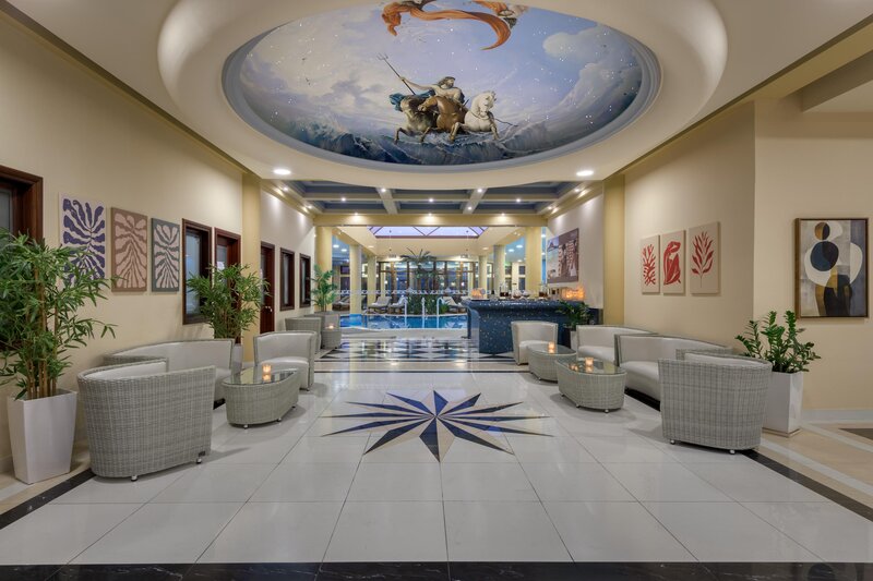 Atrium Palace 17