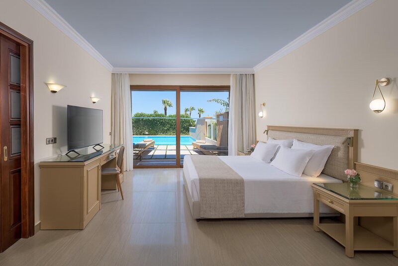 Atrium Palace 43