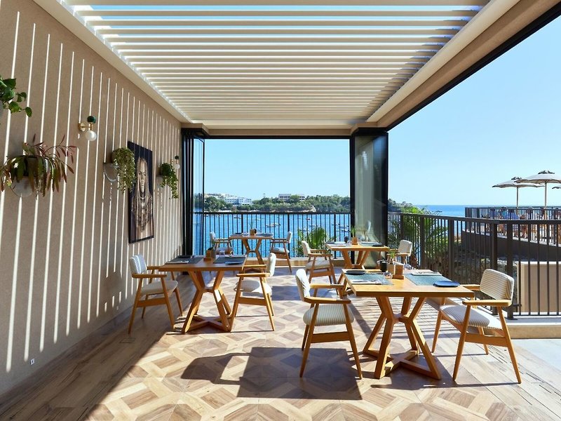 Castello Infinity Suites 9