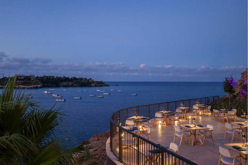 Castello Infinity Suites 10