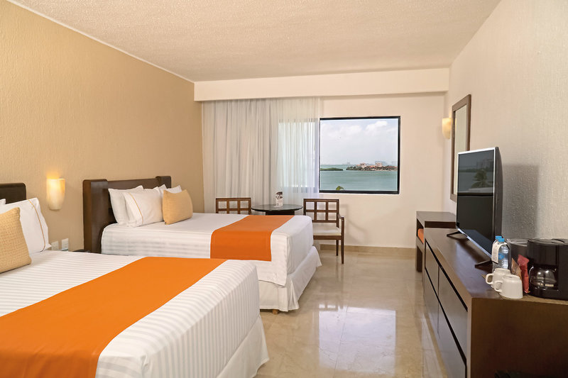 Flamingo Cancun Resort 15