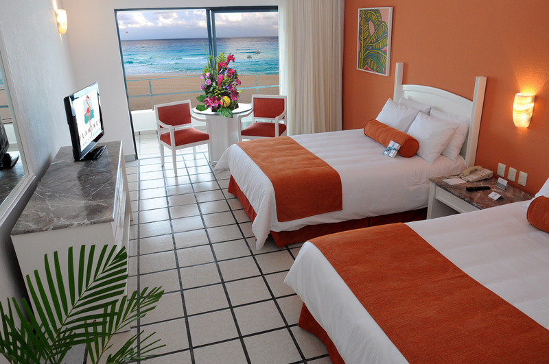 Flamingo Cancun Resort 3