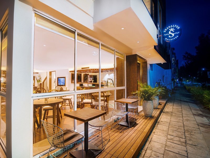 Seasalter Maldives 1