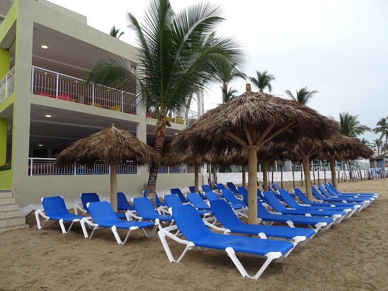 Decameron Isla Coral Guayabitos Ramada All Inclusive Resort 8