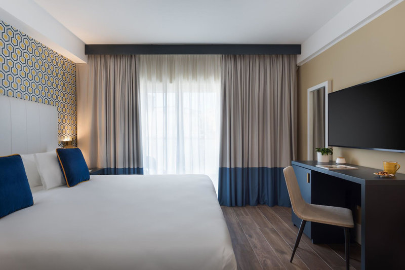 Flamingo Beach Mate 5