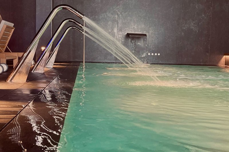 Flamingo Beach Mate 16