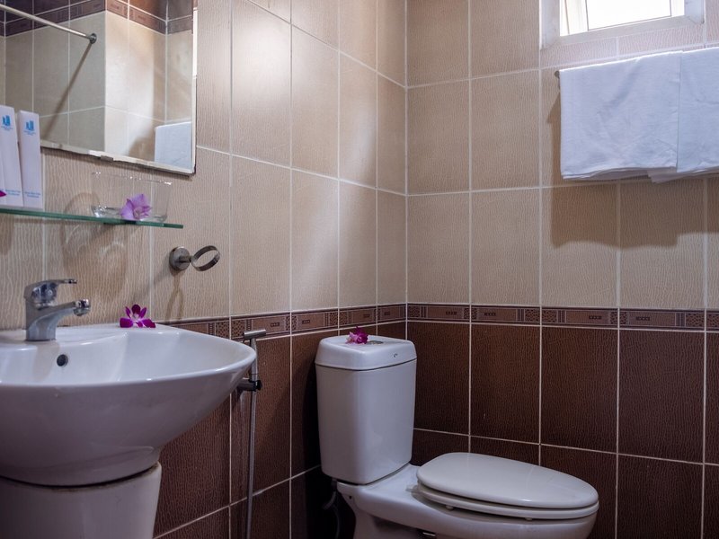 Phong Lan 2 Hotel 20
