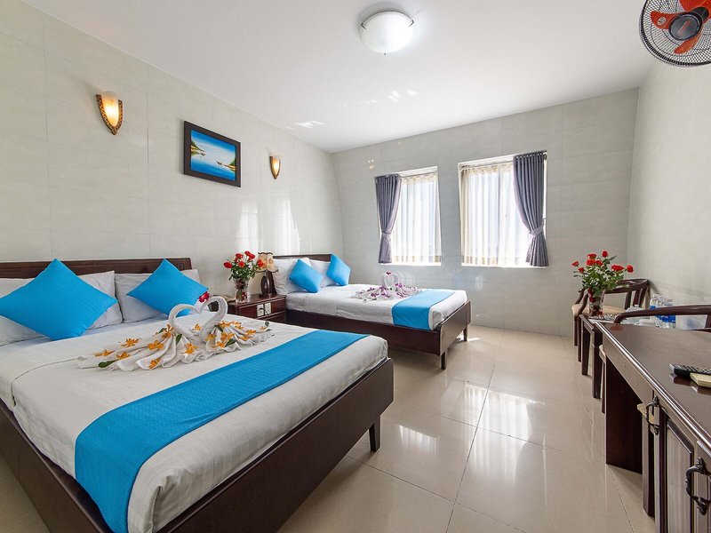 Phong Lan 2 Hotel 21