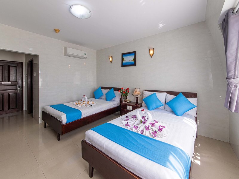 Phong Lan 2 Hotel 22