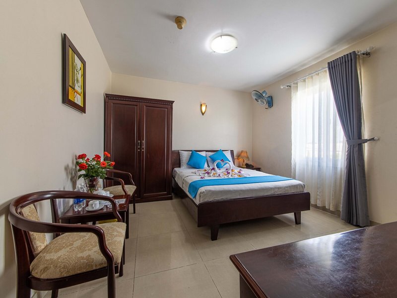 Phong Lan 2 Hotel 28