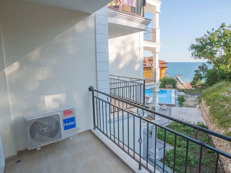 Samara Hotel 8