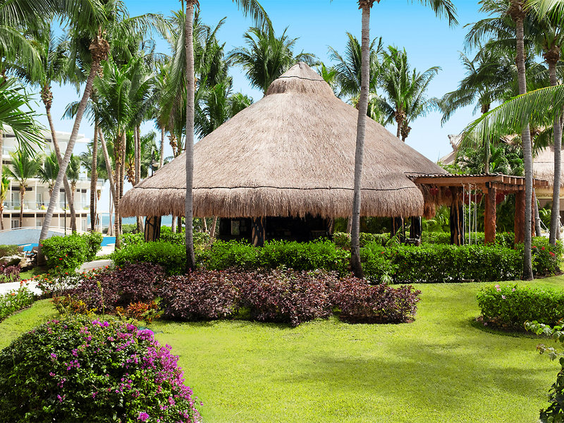 Azul Beach Resort Riviera Cancún by Karisma 4