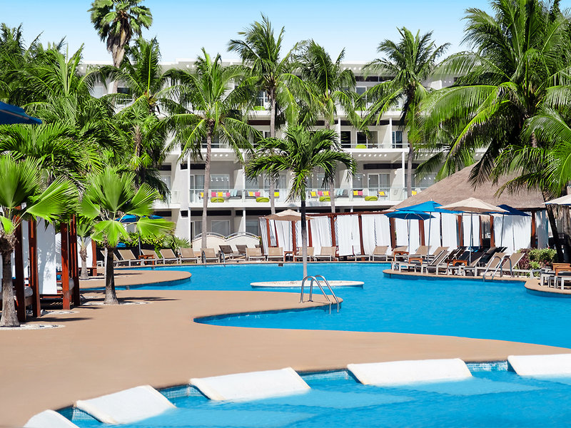 Azul Beach Resort Riviera Cancún by Karisma 6